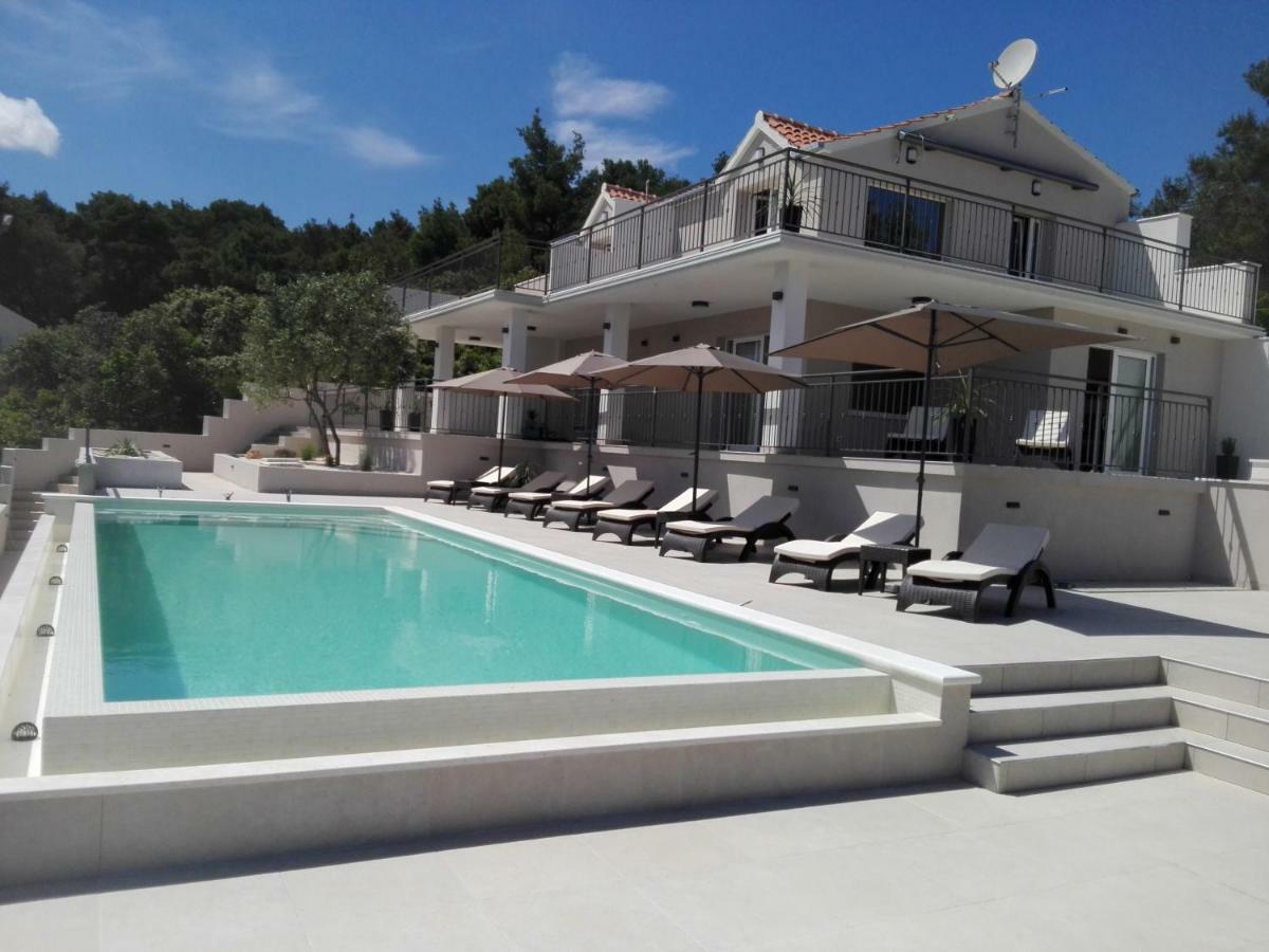 Holiday Hvar Lux Basina ภายนอก รูปภาพ